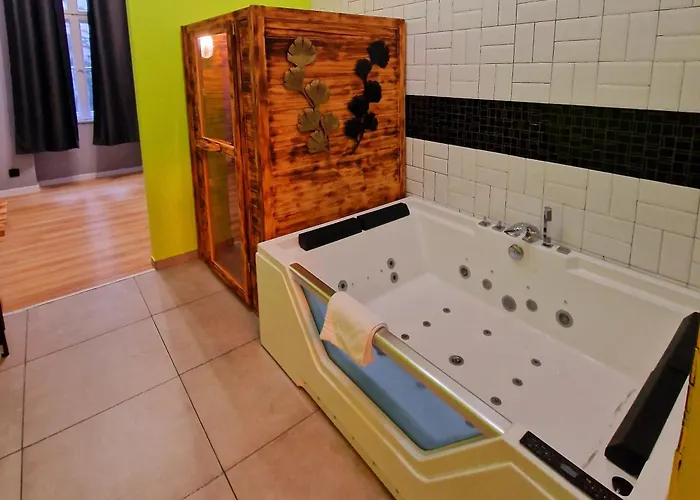 Toskania No.4 Jacuzzi & Sauna דירה *